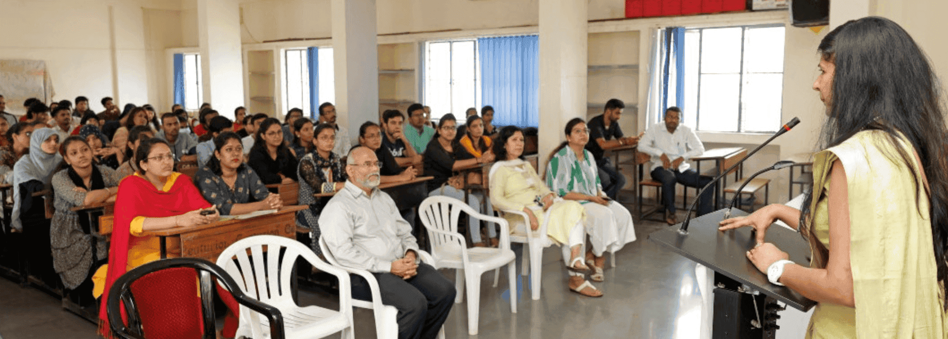 CPBFI - बैंकिंग, वित्त और बीमा में प्रमाण पाठ्यक्रम